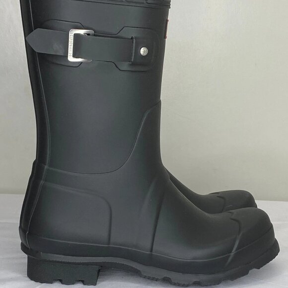 Hunter Men’s Original Short Rain Boots – Black – Size 8M – Waterproof – - Picture 1 of 3
